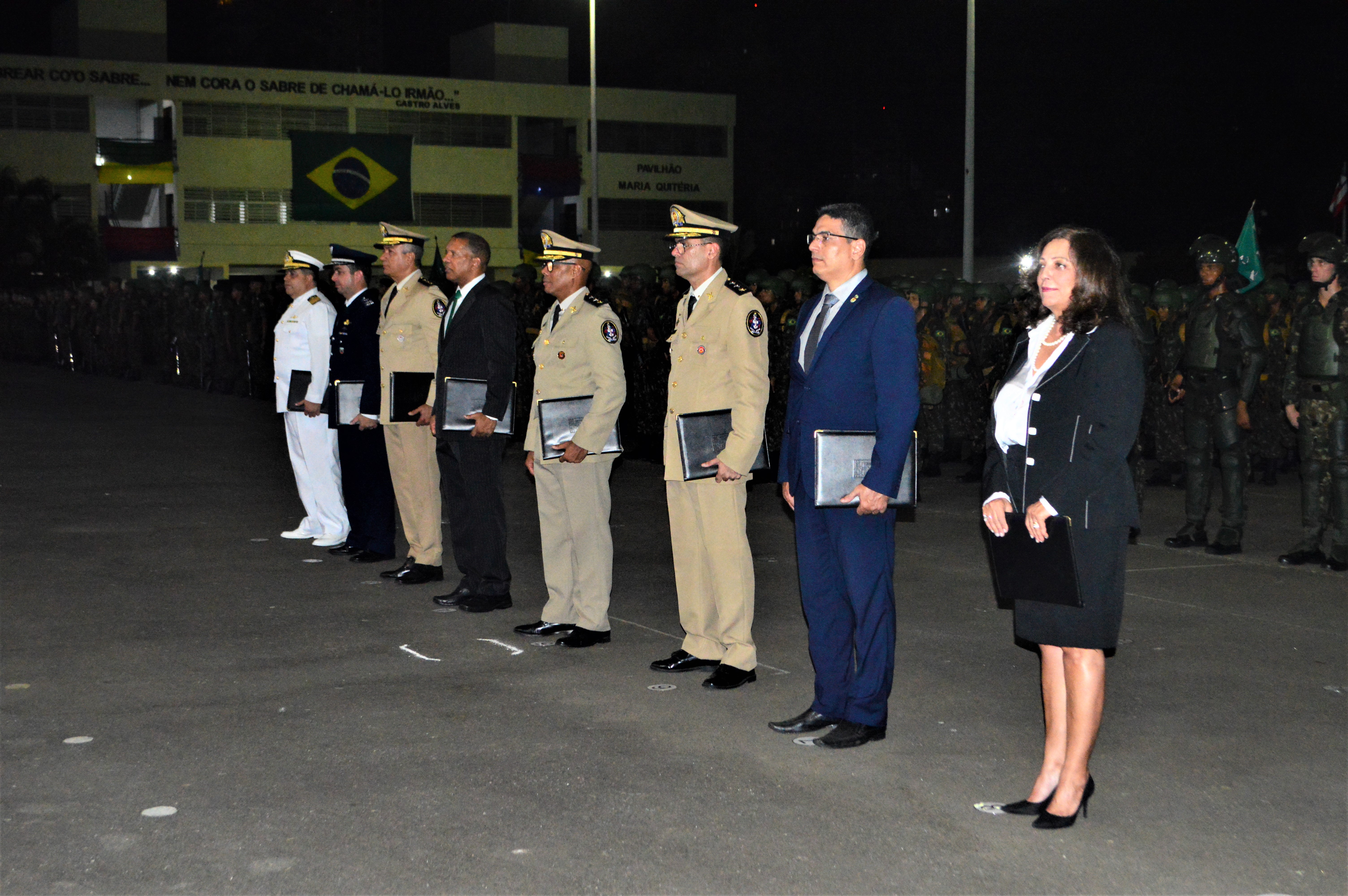 Cerimônia comemorou os 375 anos do Exército Brasileiro